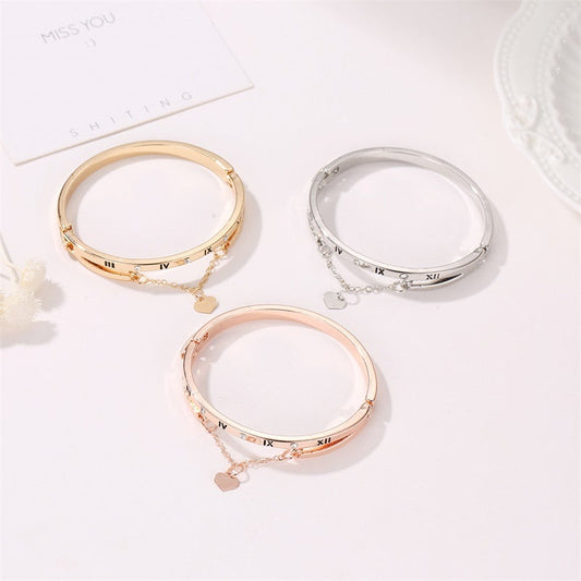 Vastya Bracelet